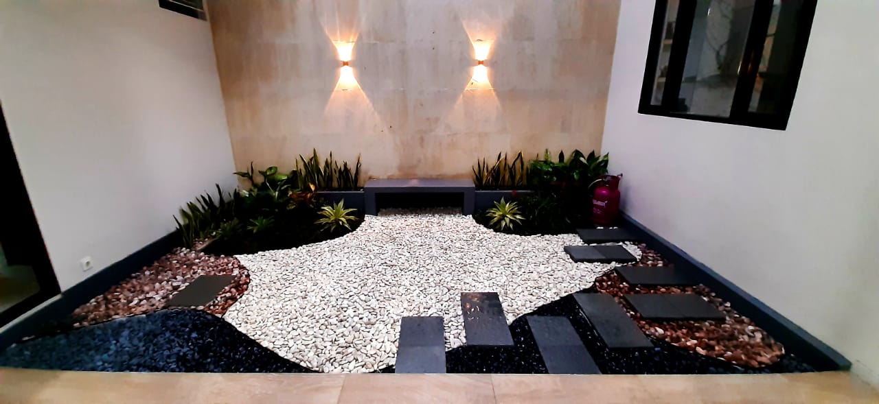 Dry Garden